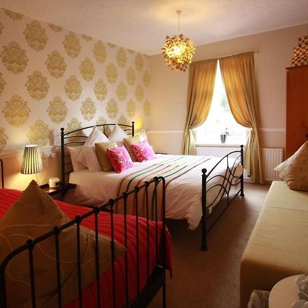 The Hollies Bed and Breakfast Fulford  Buitenkant foto